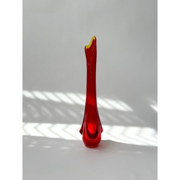Midcentury Modern Vintage Viking Glass Epic Drape Glass Swung Vase - Picture 1 of 8